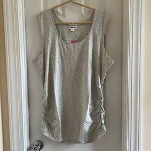 NWT plus sized maternity top